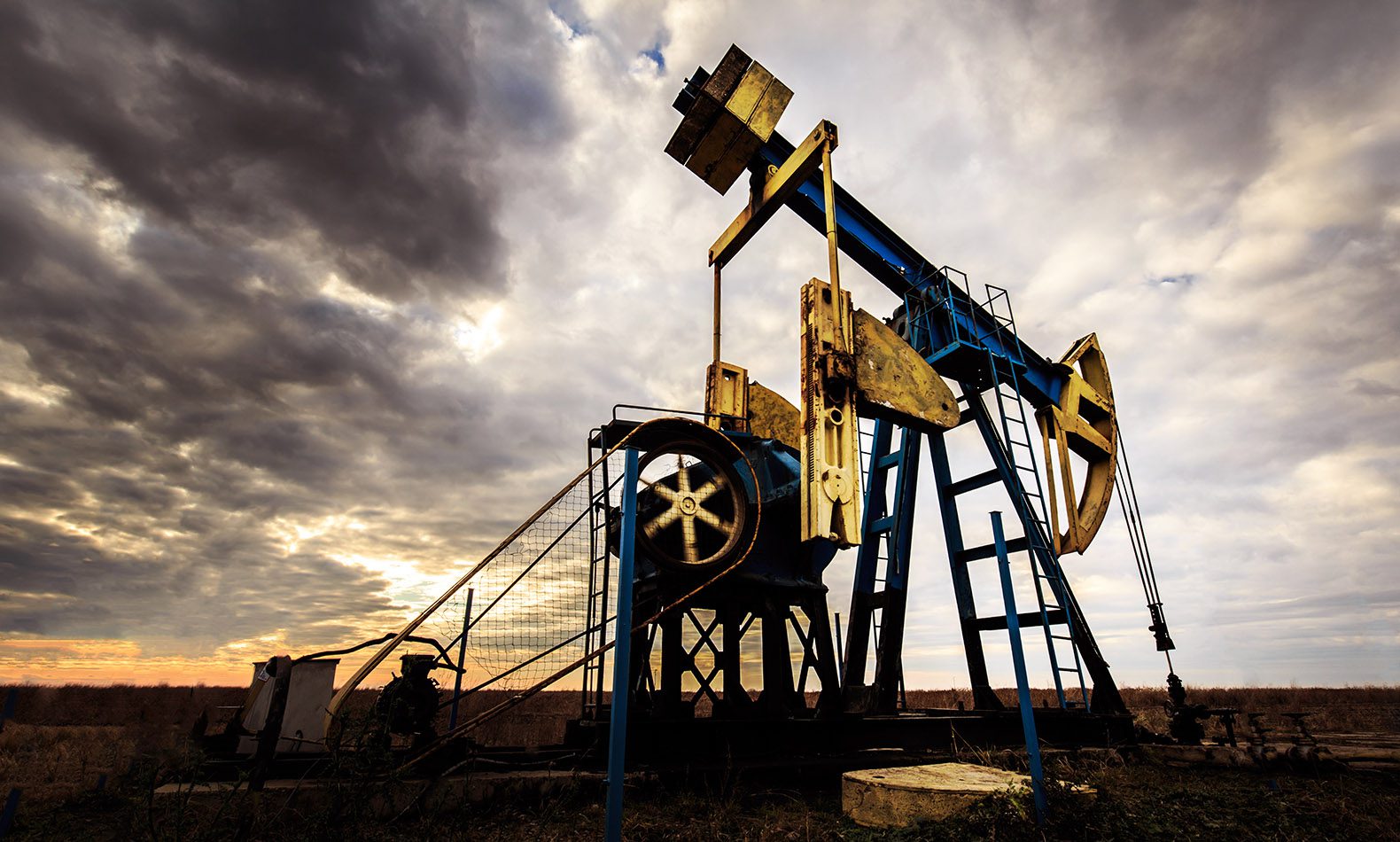 Beyond the Shale: Aboard the Price Rollercoaster image