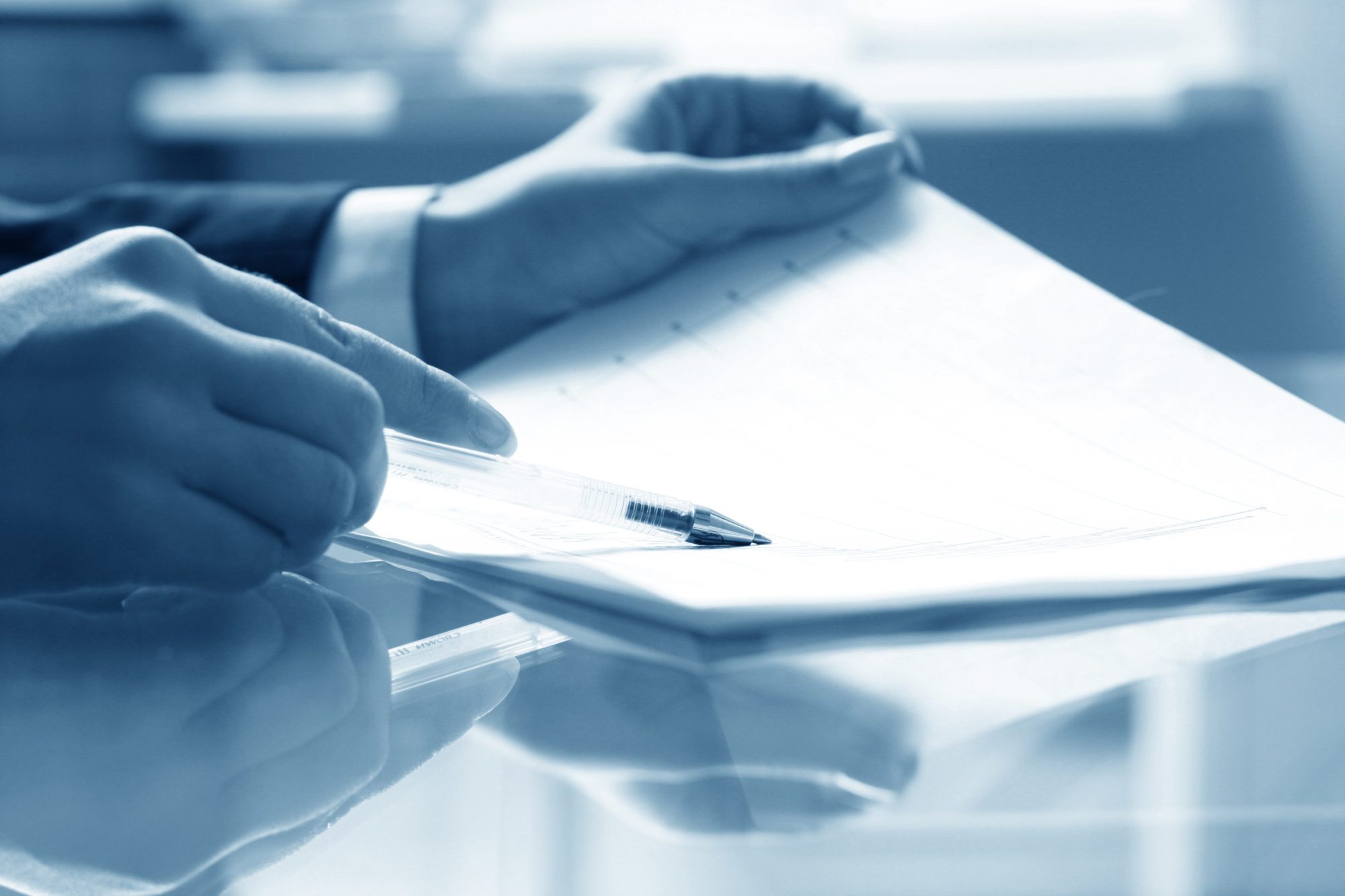 Fossil Fuel companies failing legal duty to report climate risk image